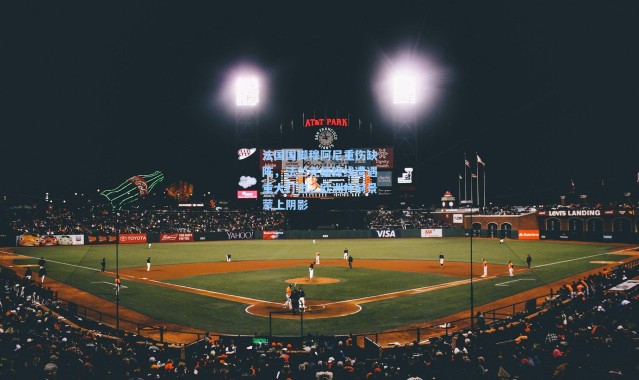 法国国脚穆阿尼重伤缺阵，法兰克福锋线遭遇重大打击，欧洲杯前景蒙上阴影